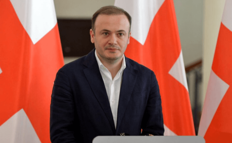 ირაკლი ზარქუა ჟურნალისტებთან საუბრისას