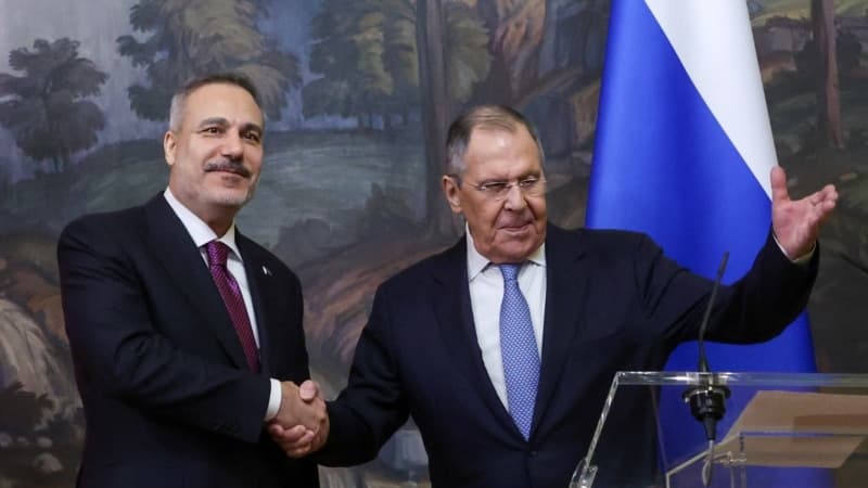 თურქეთის საგარეო საქმეთა მინისტრი ჰაკან ფიდანი და სერგეი ლავროვი