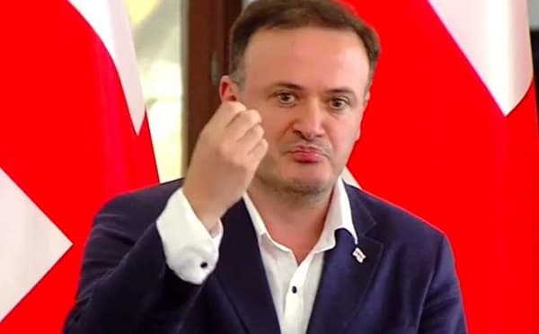 ირაკლი ზარქუა ჟურნალისტებთან საუბრისას