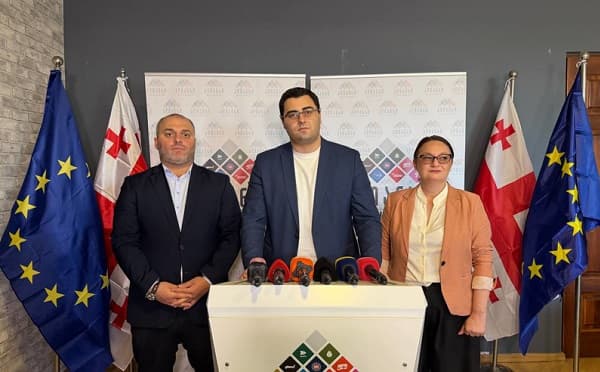 გიგა ლემონჯავა ოპოზიციის ბრიფინგზე