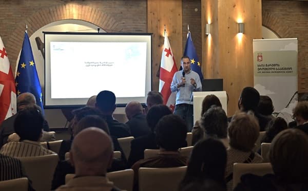 გარემოს ეროვნული სააგენტოს პრეზენტაცია ახალი ტექნოლოგიების შესახებ