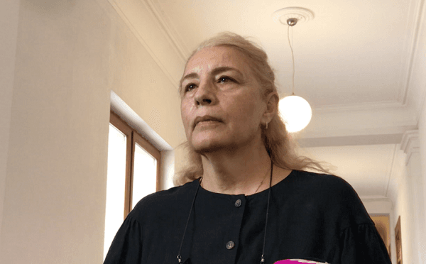 ელენე ხოშტარია სასამართლო პროცესზე