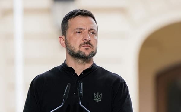 მოსკოვის ნავთობგადამამუშავებელი ქარხანა ხანძრის დროს
