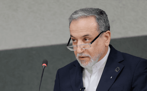 ირანის საგარეო საქმეთა მინისტრი აბას არაღჩი