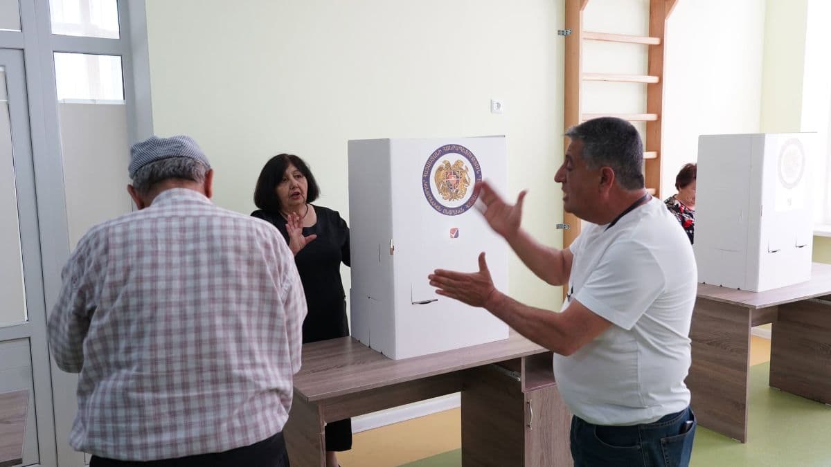სომხეთის პარლამენტის შენობა ერევანში