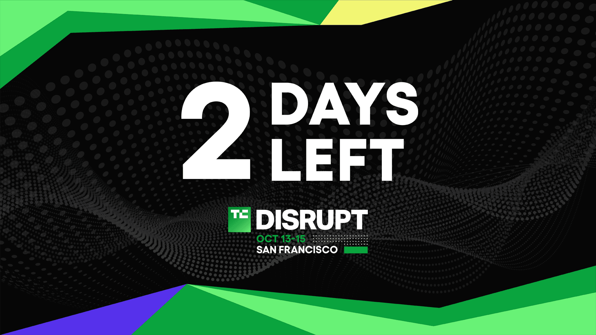 TechCrunch Disrupt კონფერენციის სცენა და დამსწრე აუდიტორია