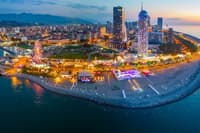 ტაქტილური ფილები ბათუმის ტროტუარზე