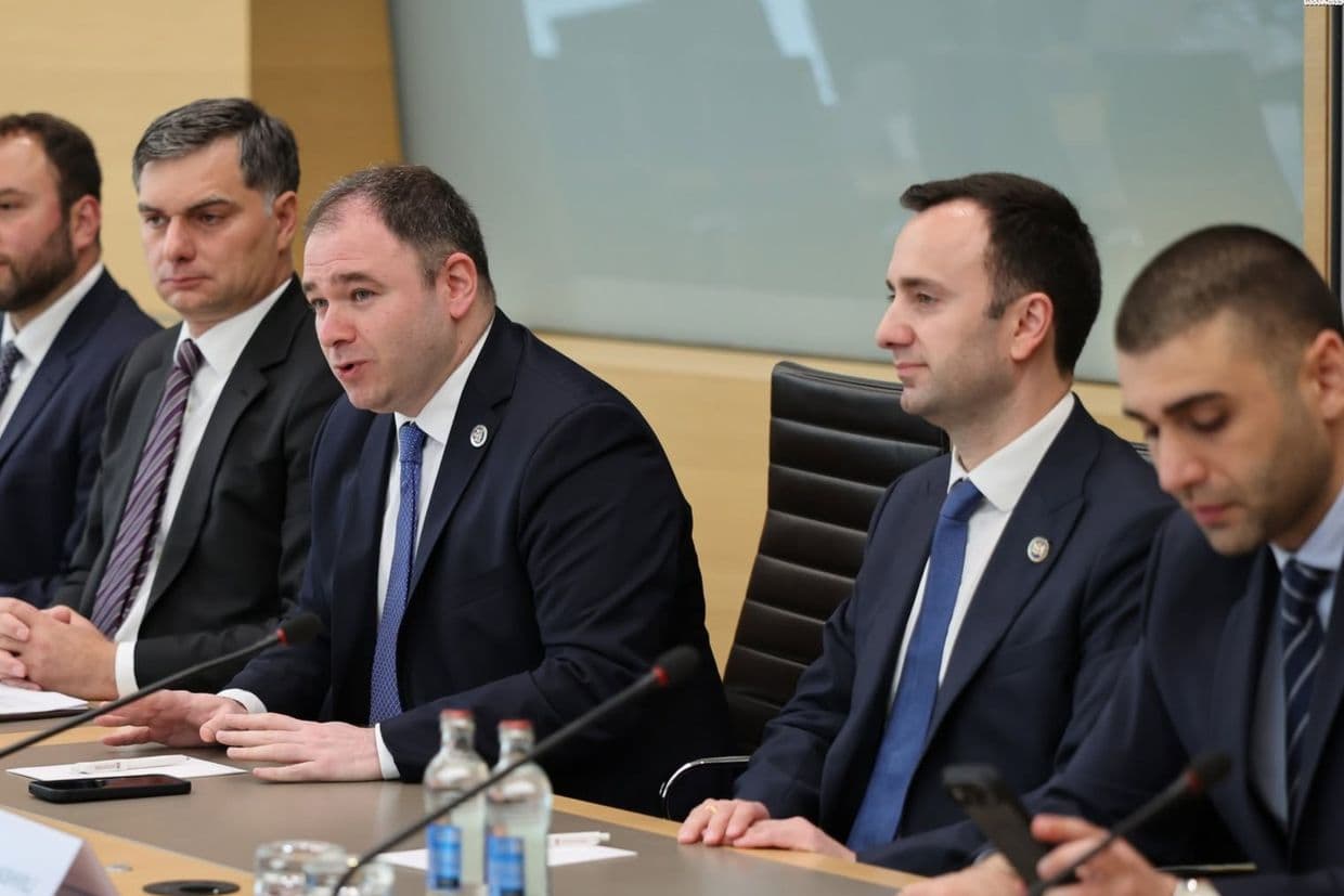 ნიკოლოზ სამხარაძე და ლევან მახაშვილი ლუქსემბურგში