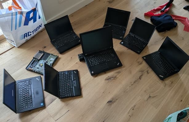 ThinkPad X61 ლეპტოპი დაფლიპილი დედაპლატით