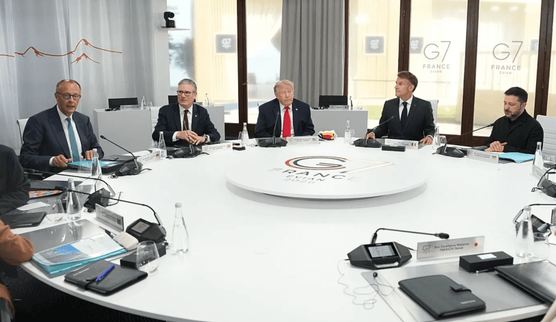 G7-ის სამიტის მონაწილე ლიდერები საფრანგეთში