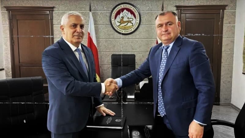 ალან გაგლოევი და მარატ კამბოლოვი ოკუპირებულ ცხინვალში