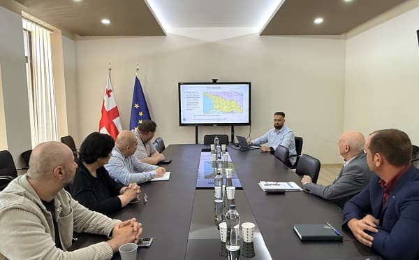 ბირთვული და რადიაციული უსაფრთხოების სააგენტოს ლოგო და სამუშაო პროცესი