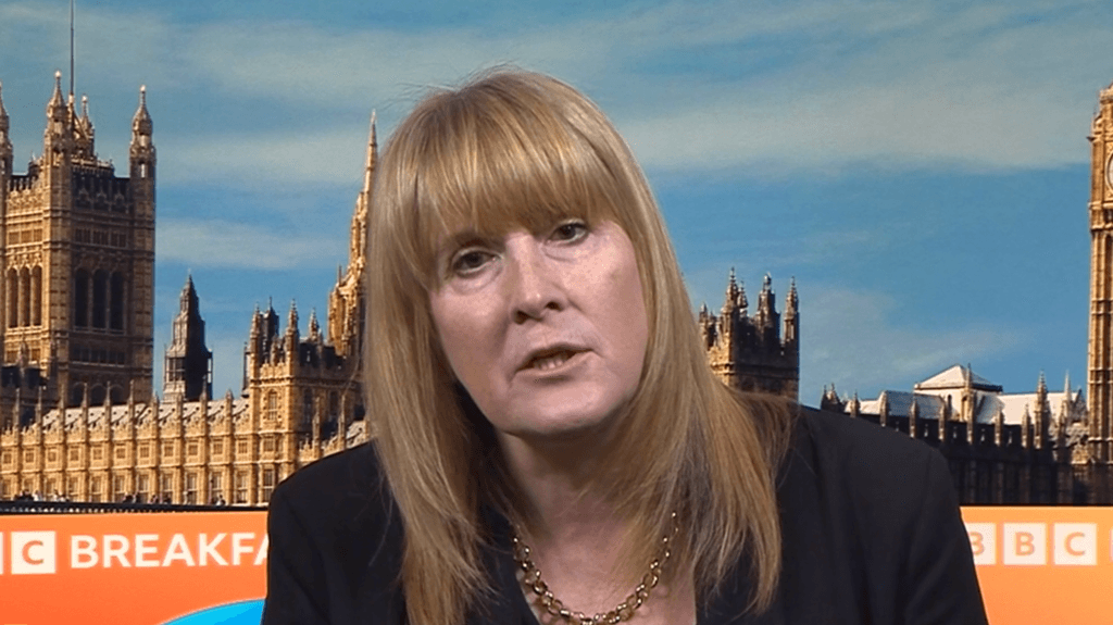 ბრიტანელი პოლიციელები ქუჩაში