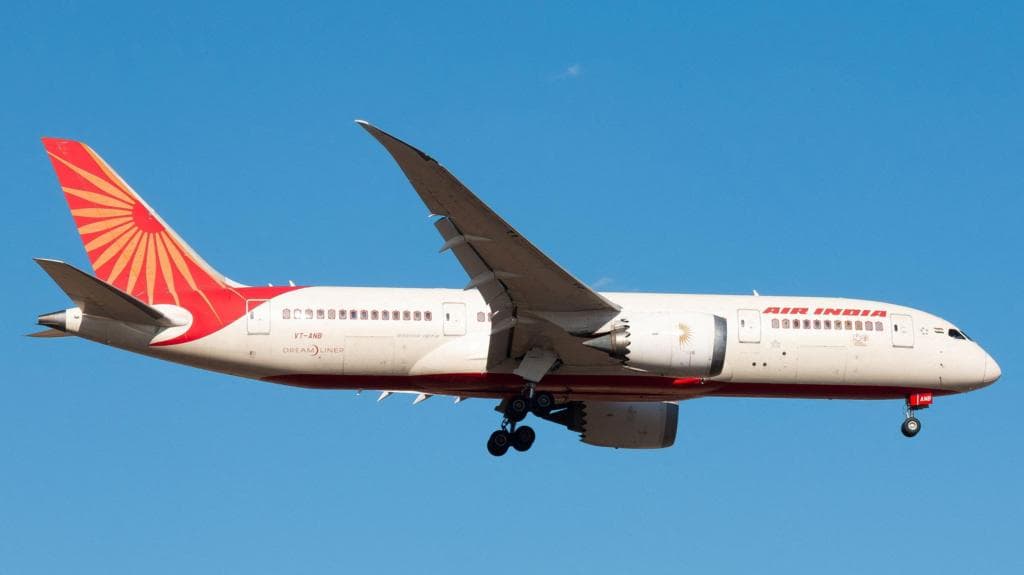 Air India-ს ჩამოვარდნილი თვითმფრინავის ნამსხვრევები