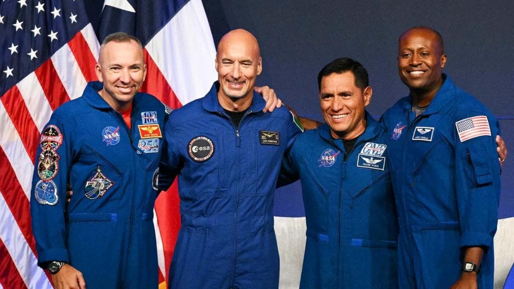 NASA-ს ასტრონავტები კოსმოსური მისიის მოსამზადებელ პერიოდში