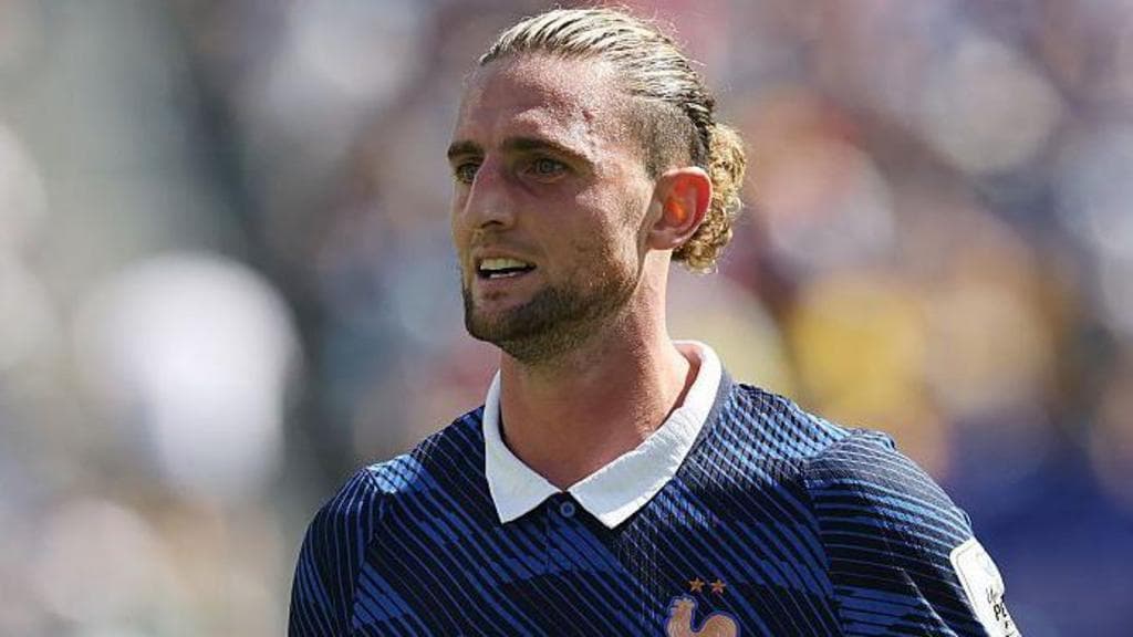 ადრიენ რაბიო საფრანგეთის ნაკრების ფორმაში მოედანზე