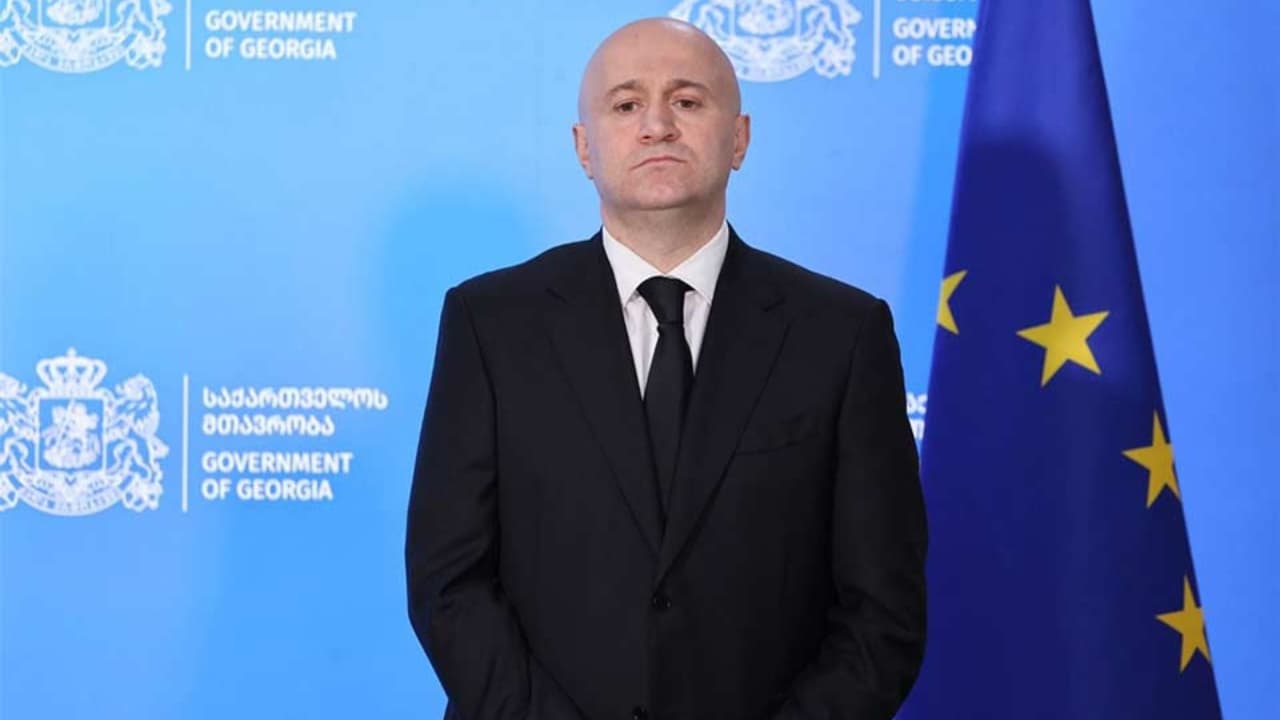 პოლიციელთა ძალადობის კადრები გორიდან