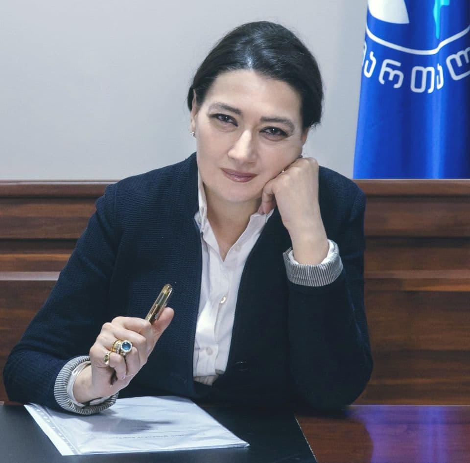თაკო ჩარკვიანი პოლიტიკურ კონტექსტში