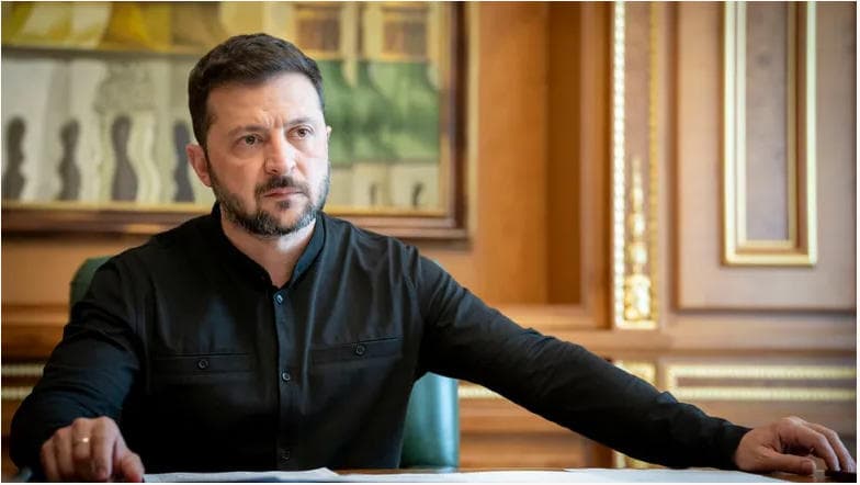 ვოლოდიმირ ზელენსკი ევროპარლამენტის ტრიბუნასთან