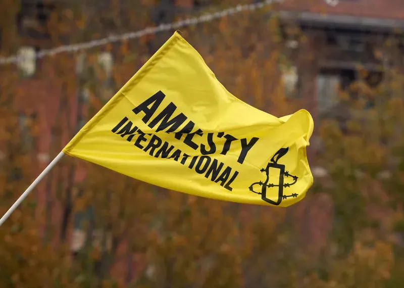 Amnesty International-ის ანგარიშის პრეზენტაცია და მედიის წარმომადგენლები