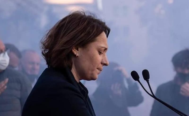 ელენე ხოშტარია საპროტესტო აქციაზე