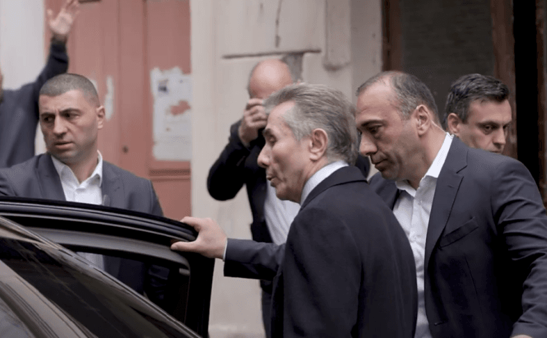 გიორგი ბახუაშვილი შინაგან საქმეთა სამინისტროს ფორმაში