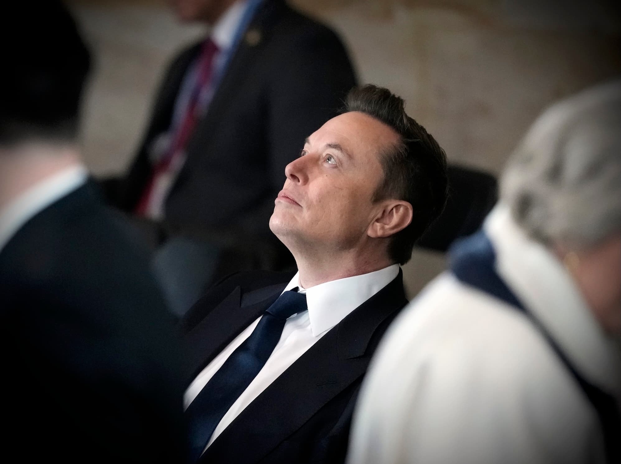 SpaceX-ის რაკეტა გაშვების მოედანზე