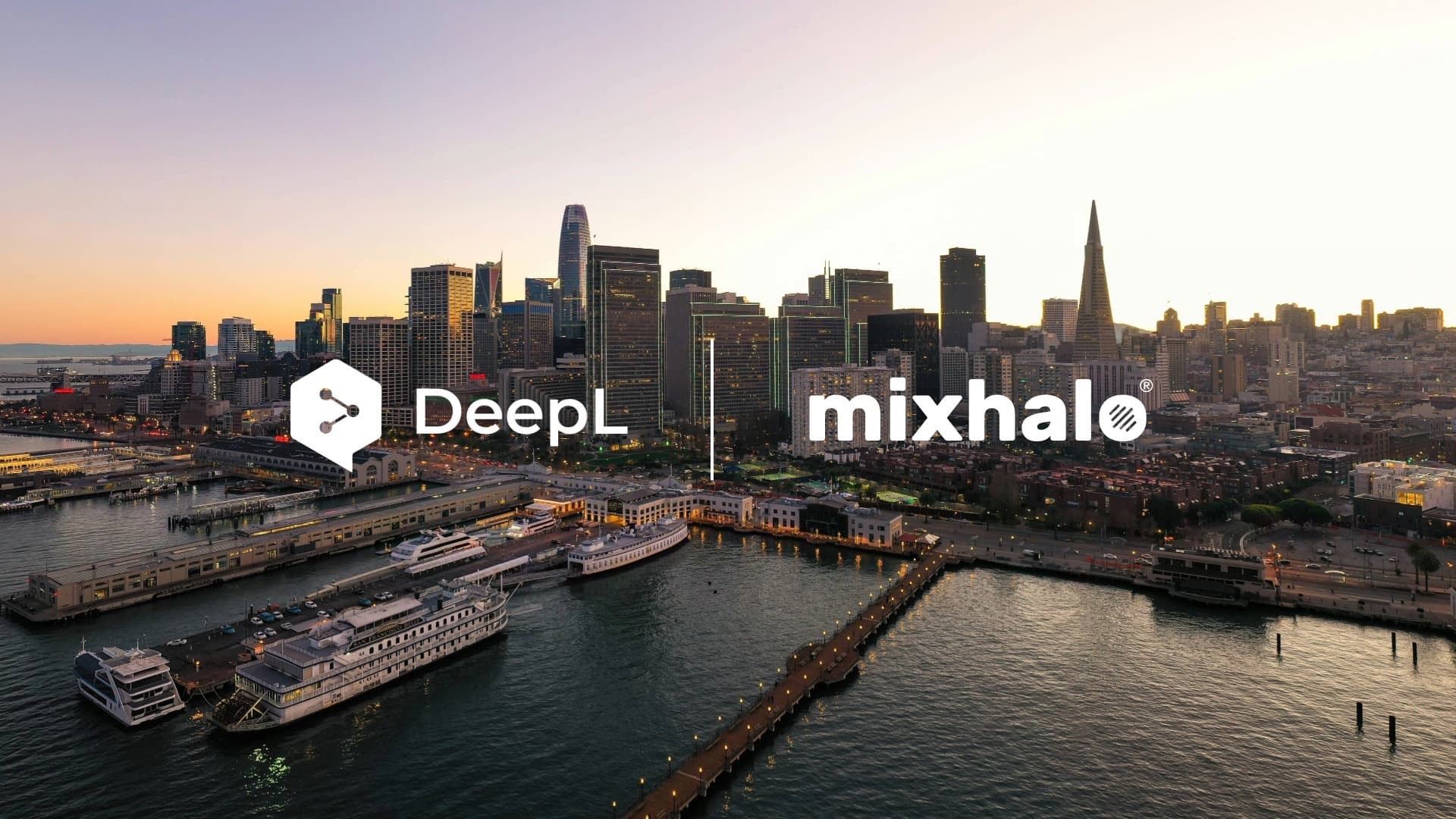 DeepL-ის ლოგო და ტექნოლოგიური კონცეფცია
