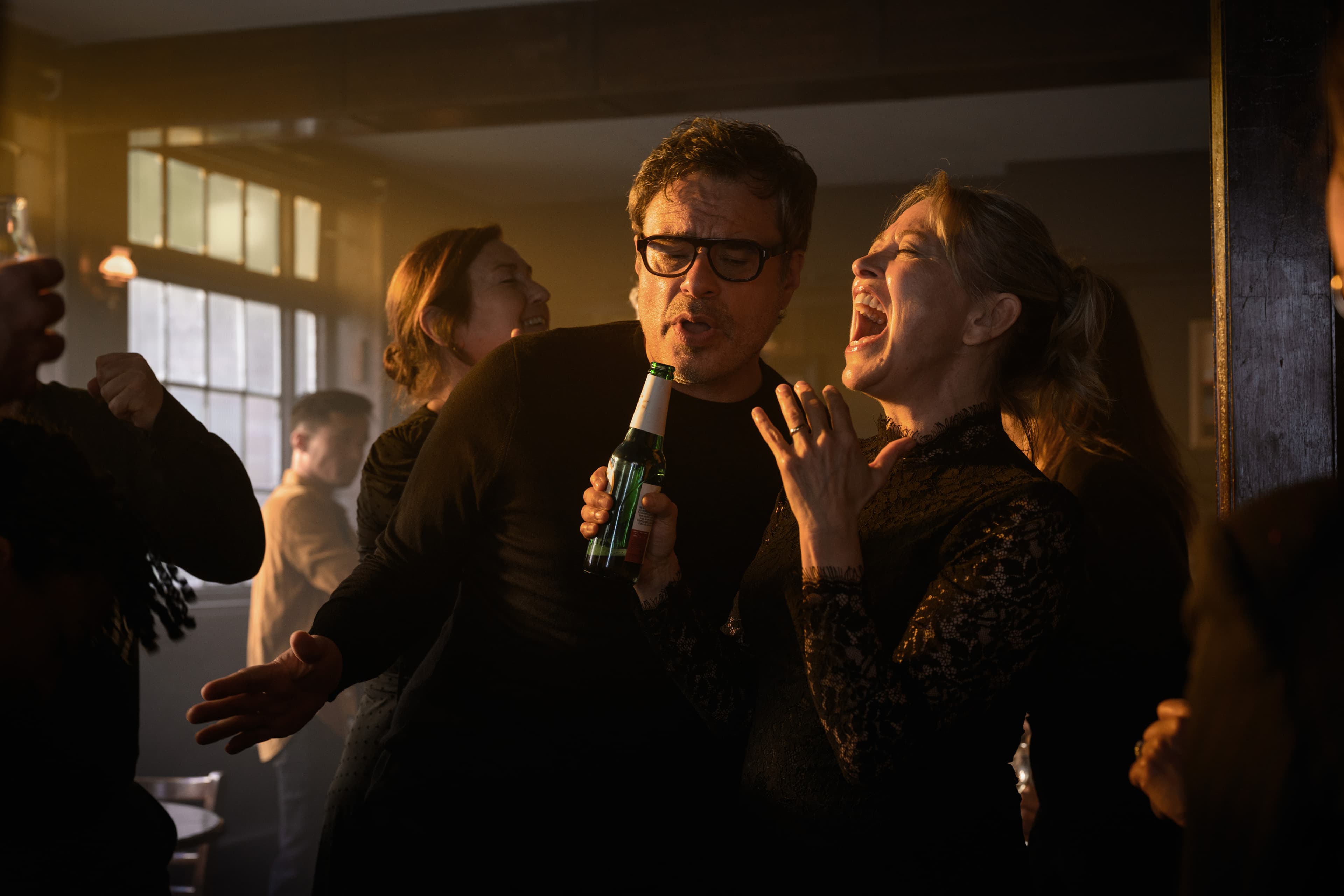 Jemaine Clement და Nicola Walker სერიალიდან Alice and Steve