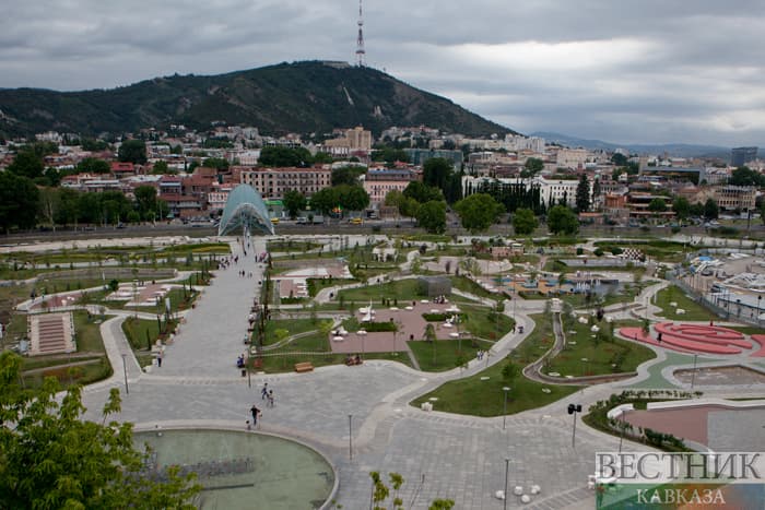გრაფიკი, რომელიც ასახავს პირდაპირი უცხოური ინვესტიციების ზრდას საქართველოში