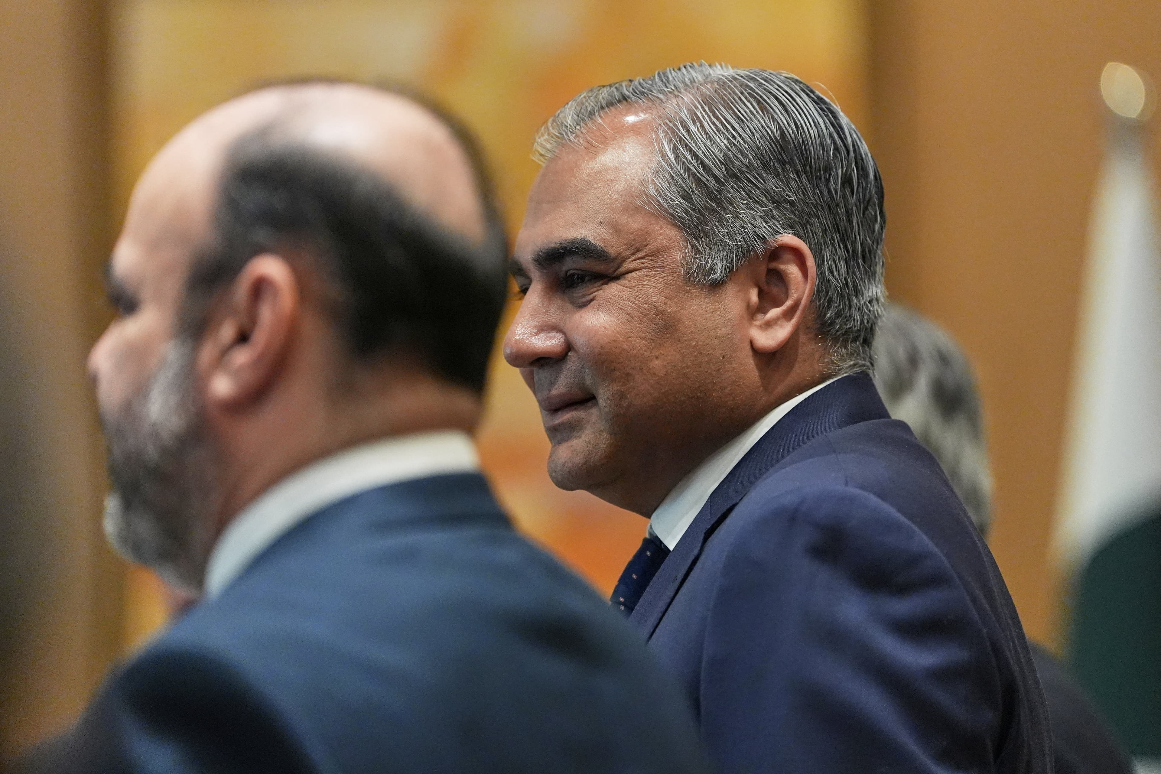 პაკისტანის შინაგან საქმეთა მინისტრი მოჰსინ ნაკვი თეირანში ვიზიტისას