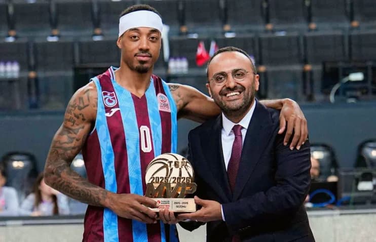 მარკის რიდი თურქეთის სუპერლიგის MVP-ის ჯილდოთი