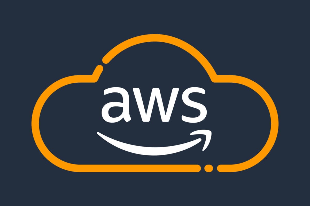 Amazon-ის ლოგო და მონაცემთა ცენტრის ვიზუალიზაცია